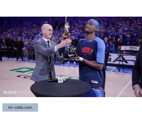 亚历山大拒学文班拉票称用表现争MVP 单场25罚得不到对手抱怨